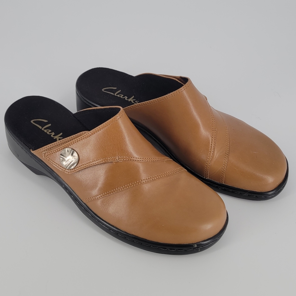 Clarks Brown Slide Sandals